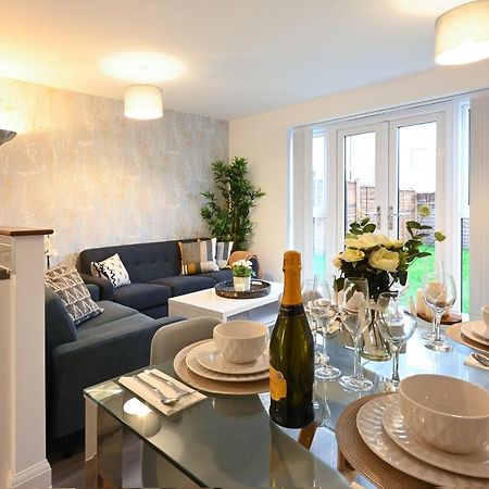 Luxury 4 Bed House With Gated Parking In The Heart Of Birmingham! Apartment Ngoại thất bức ảnh