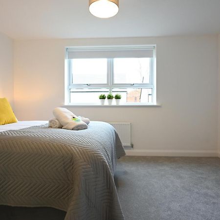 Luxury 4 Bed House With Gated Parking In The Heart Of Birmingham! Apartment Ngoại thất bức ảnh