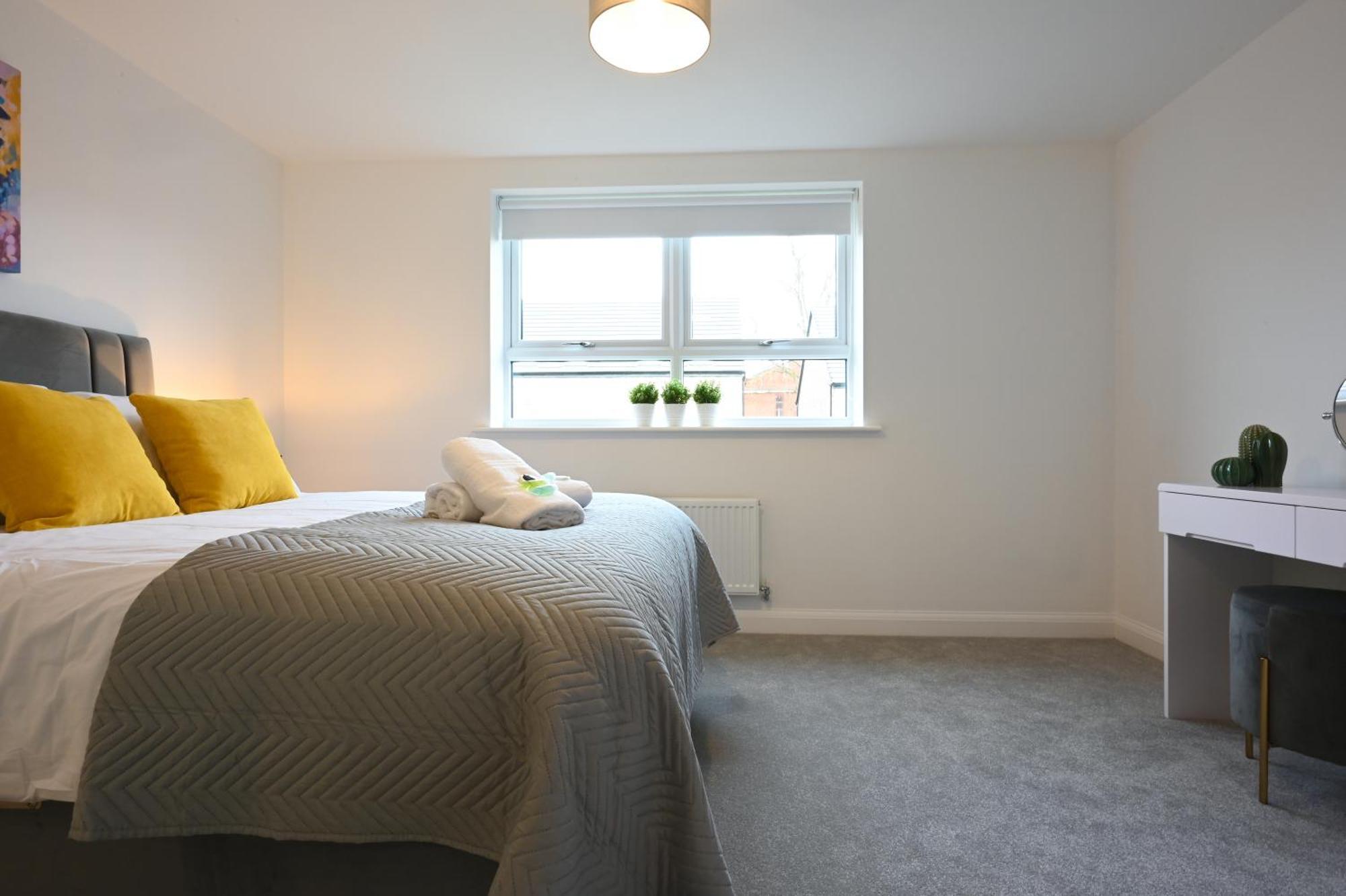 Luxury 4 Bed House With Gated Parking In The Heart Of Birmingham! Apartment Ngoại thất bức ảnh